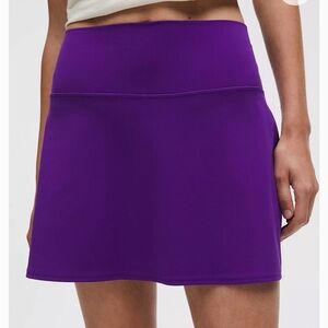 Lululemon align skirt, size 6 NWT
